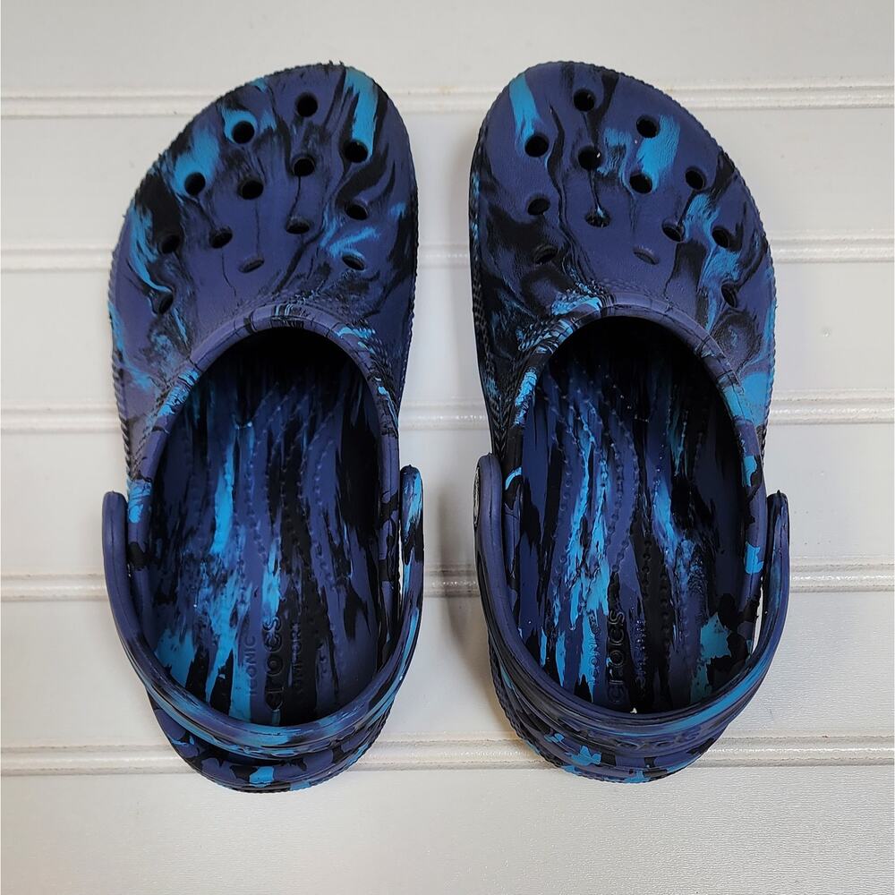 Crocs Classic Marbled Kids Clogs/Sandals Size 12 Little Kids - Picture 2 of 10